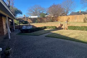 1124 Hillside Dr, Athens, TX 75751 - Photo 20
