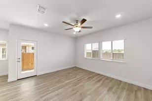 451 Sweet Spg Dr, Lavon, TX 75166 - Photo 8