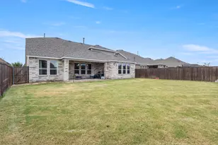 1725 Settlement Wy, Aubrey, TX 76227 - Photo 30