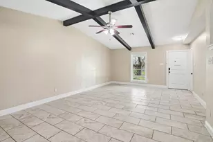 2579 Mossglen Dr, Dallas, TX 75227 - Photo 10