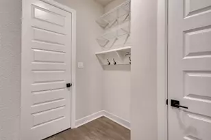 1812 Leo Dr, Van Alstyne, TX 75495 - Photo 12