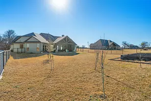 308 Co Rd 3336, Paradise, TX 76073 - Photo 32