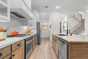 813 Forest Lake Rd, Flower Mound, TX 75028 - Photo 6