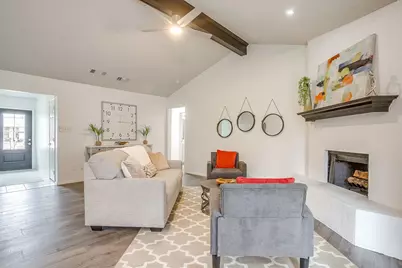 909 Jayellen Court, Burleson, TX 76028 - Photo 6