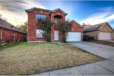 7302 Cresswell Drive, Arlington, TX 76001 - Photo 2