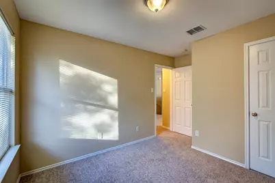 7302 Cresswell Drive, Arlington, TX 76001 - Photo 26