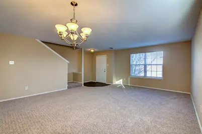 7302 Cresswell Drive, Arlington, TX 76001 - Photo 6