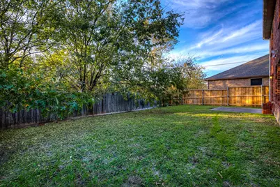 7302 Cresswell Drive, Arlington, TX 76001 - Photo 38