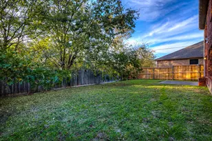 7302 Cresswell Dr, Arlington, TX 76001 - Photo 38