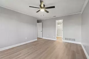 1116 Hidden Creek Dr, Mansfield, TX 76063 - Photo 14