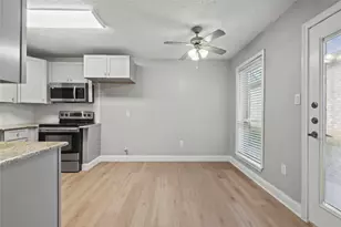 1116 Hidden Creek Dr, Mansfield, TX 76063 - Photo 8