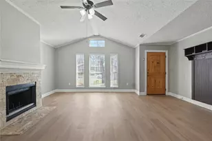 1116 Hidden Creek Dr, Mansfield, TX 76063 - Photo 4