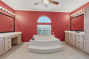 2210 Meadows Ln, Sherman, TX 75092 - Photo 14