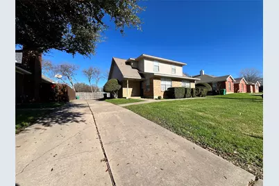 524 Strata Drive, Denton, TX 76201 - Photo 2