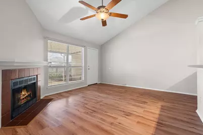 3018 Hilltop Drive, Euless, TX 76039 - Photo 10