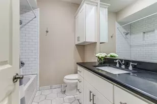 10720 Park Village Pl, Dallas, TX 75230 - Photo 12