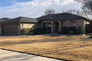 5736 Bonnie Dr, Watauga, TX 76148 - Photo 4