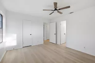 514 Dallas St, Italy, TX 76651 - Photo 20