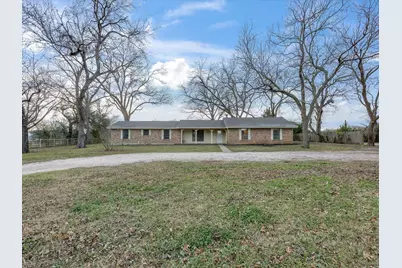 514 Dallas Street, Italy, TX 76651 - Photo 4