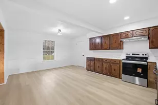 514 Dallas St, Italy, TX 76651 - Photo 14