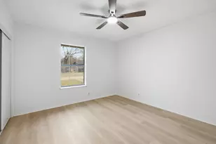 514 Dallas St, Italy, TX 76651 - Photo 26