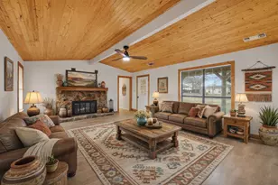 514 Dallas St, Italy, TX 76651 - Photo 1