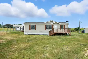 197 Pond Vw Dr, Decatur, TX 76234 - Photo 1