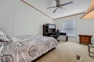 115 Candlewood Cir, Gainesville, TX 76240 - Photo 30