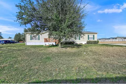 115 Candlewood Circle, Gainesville, TX 76240 - Photo 2