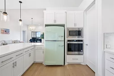 321 Sweet Grass Lane, Austin, TX 78738 - Photo 14