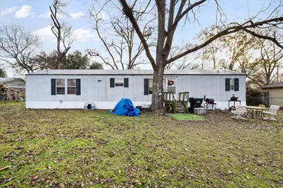 515 S 10th Avenue, Teague, TX 75860 - Photo 12