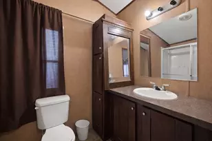 515 S 10th Ave, Teague, TX 75860 - Photo 6