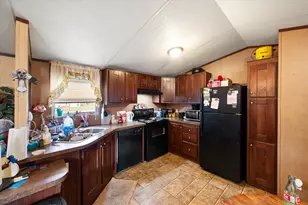 515 S 10th Ave, Teague, TX 75860 - Photo 4