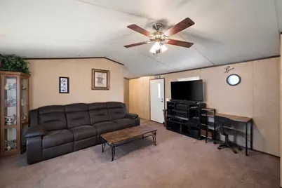 515 S 10th Avenue, Teague, TX 75860 - Photo 2