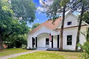 508 E Franklin St, Hillsboro, TX 76645 - Photo 2