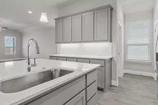 11209 Treehouse Trl, Justin, TX 76247 - Photo 4