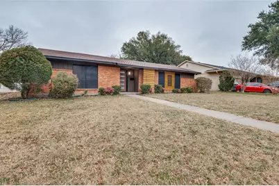 821 Sequoia Drive, Lancaster, TX 75146 - Photo 2