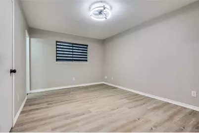 821 Sequoia Drive, Lancaster, TX 75146 - Photo 16