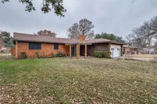 821 Sequoia Dr, Lancaster, TX 75146 - Photo 24