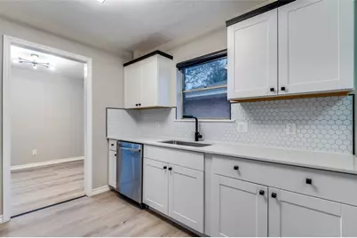 821 Sequoia Drive, Lancaster, TX 75146 - Photo 10