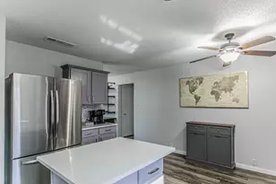 226 Yale Blvd, Glenn Heights, TX 75154 - Photo 6