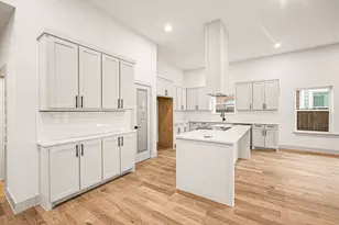 1931 Muncie Ave, Dallas, TX 75212 - Photo 6