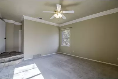 807 N Bowen Road, Arlington, TX 76012 - Photo 16