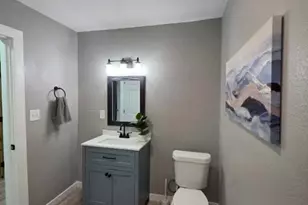 328 N Taylor St, Gainesville, TX 76240 - Photo 10