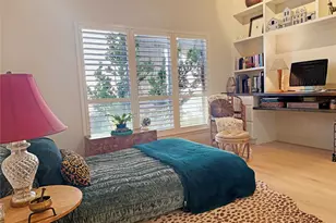 10433 High Hollows Dr, Dallas, TX 75230 - Photo 14