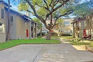 10433 High Hollows Dr, Dallas, TX 75230 - Photo 24