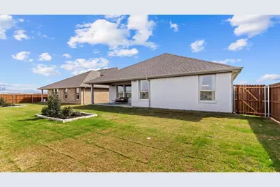 11205 Treehouse Trail, Justin, TX 76247 - Photo 38