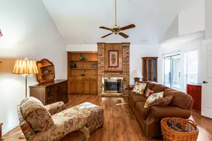 2518 Cattail Ct, Carrollton, TX 75006 - Photo 4