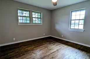 3902 Douglas Dr, Garland, TX 75041 - Photo 14