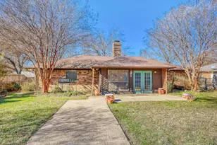 1507 Elaine St, Weatherford, TX 76086 - Photo 4